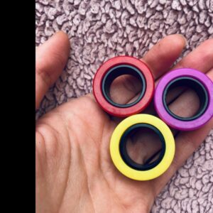 Anti-stress Mágneses Gyűrű  Sárga Piros Lila
