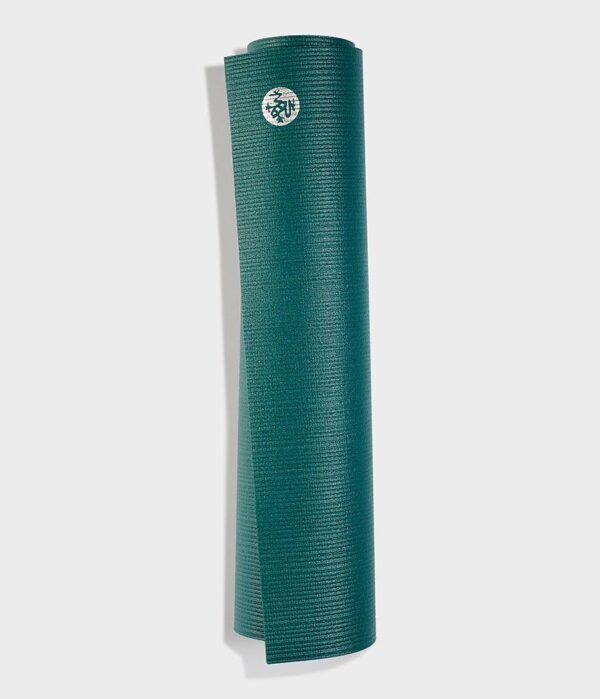Manduka Prolite® Mat mélytengeri zöld jógaszőnyeg 180 x 61 cm x 4,7 mm Farba: Tmavozelená