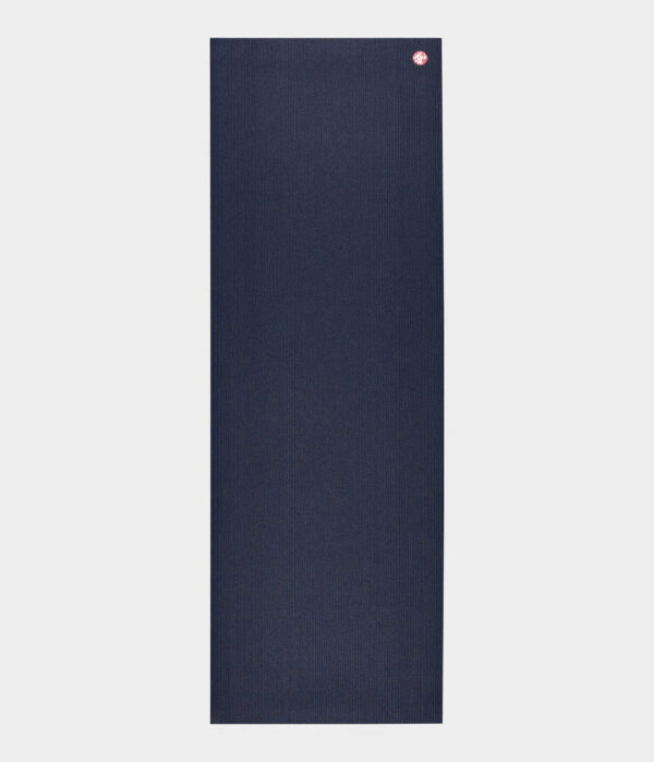 Manduka Prolite® Mat Long & Wide Midnight Blue kék jógaszőnyeg 200 x 76 cm x 4,7 mm
