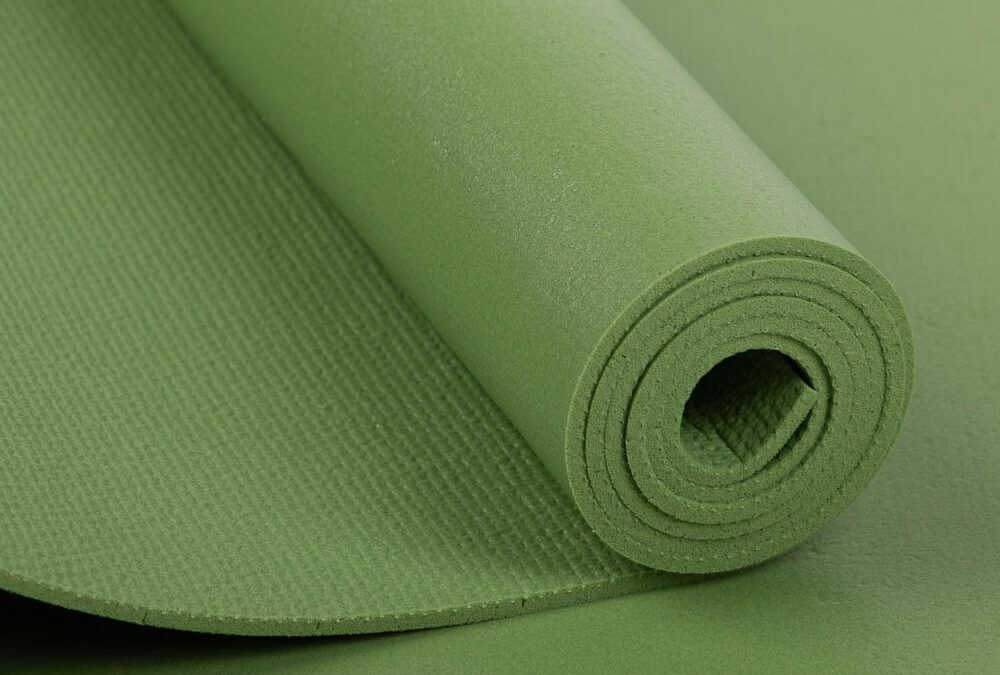 Bodhi Yoga Bodhi Rishikesh Premium 80 XL jógaszőnyeg 2 rugalmas hevederrel 4,5 mm 200 cm Szín: Alma zöld