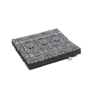 Bodhi Yoga Bodhi Maharaja összecsukható utazási meditációs párna 38 x 38 x 4 cm Szín: Fekete-fehér