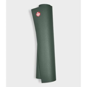 Manduka Prolite® Mat mélytengeri zöld jógaszőnyeg 180 x 61 cm x 4,7 mm Szín: Black Sage