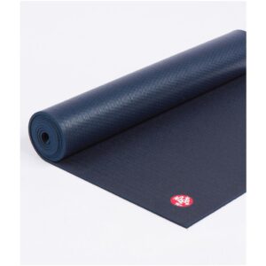 Manduka Prolite® Mat mélytengeri zöld jógaszőnyeg 180 x 61 cm x 4,7 mm Szín: Midnight (Sötétkék)