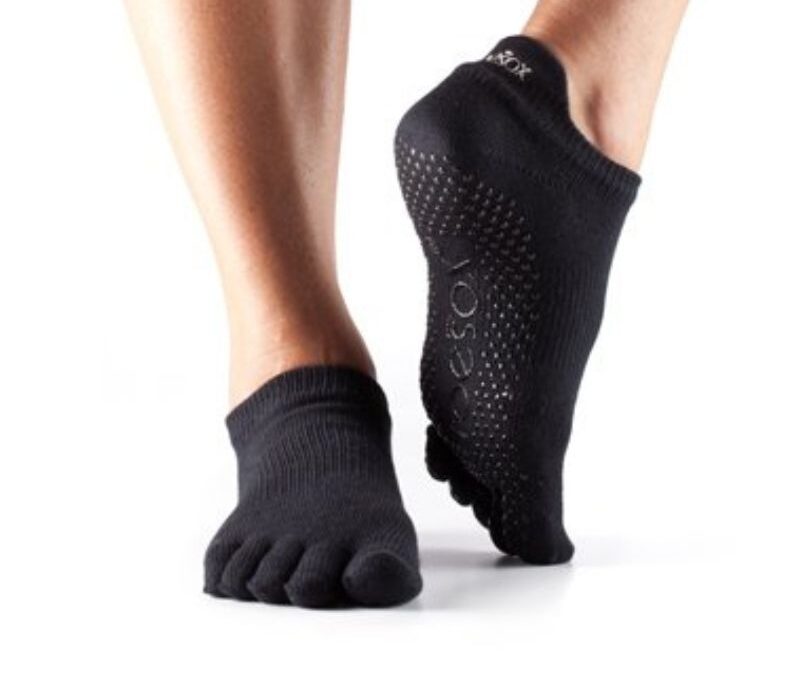 ToeSox Fulltoe Low Rise csúszásgátló zokni (fekete) Méret: L 43-45