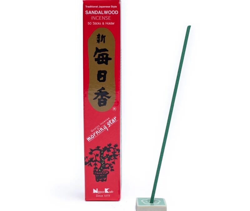 Phoenix Import Morning Star Sandalwood Japán füstölők kis állvánnyal 20 g