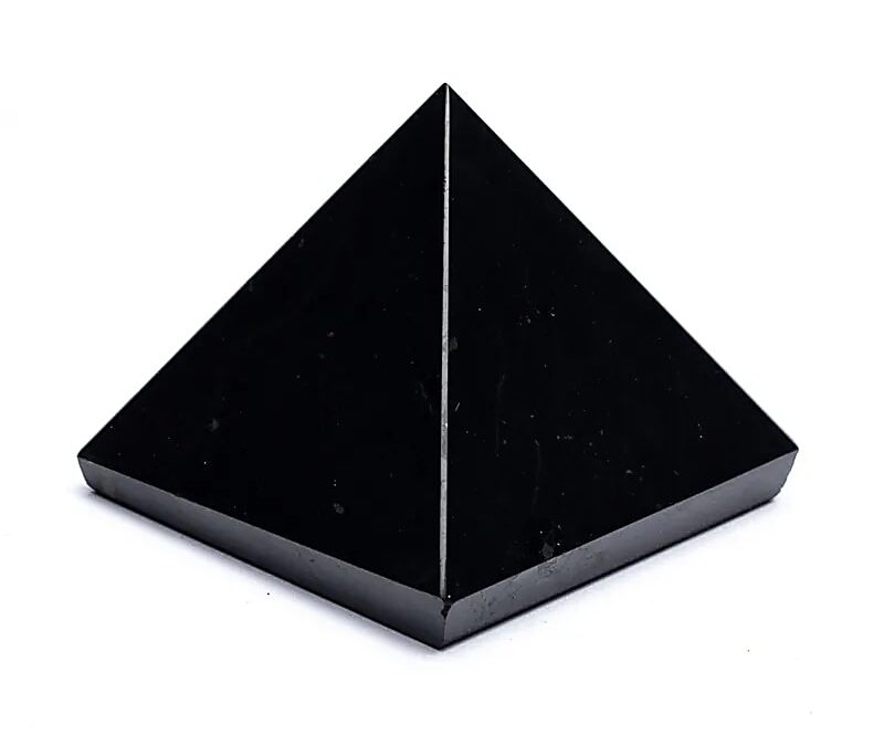 Phoenix Import Phoenix Shungite Pyramid Méret: 5,5×5,5 cm