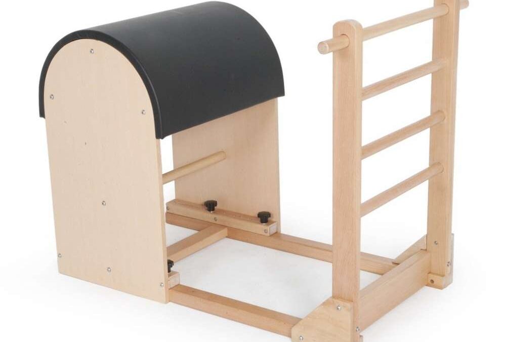 Elina Pilates Ladder Barrel – fa talppal Szín: Fekete