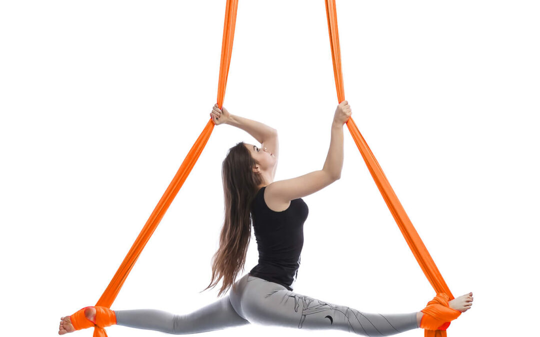 Aerialsilks Aerial Yoga JUST Perfect Set háló és karabiner szett Fly és Aerial jógához, gyermekek számára – 7 m Szín: Narancssárga