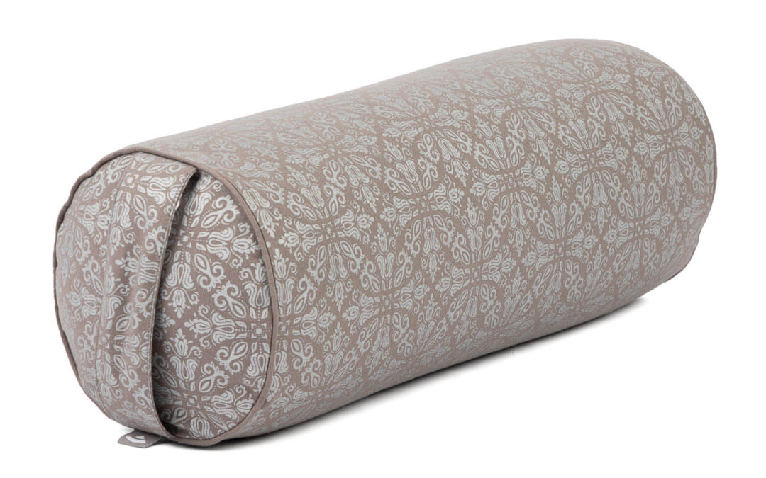 Bodhi Yoga Bodhi Maharaja Yoga Bolster Maharaja Collection 65 x 23 cm Szín: Raja, Töltelék: Tönköly