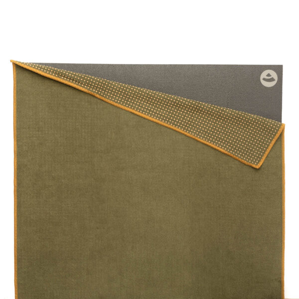 Bodhi Yoga Bodhi jóga törölköző GRIP Asana 183 x 61 cm Szín: Loden Green