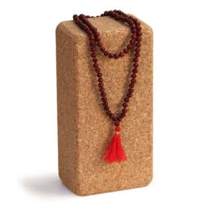 Bodhi Yoga Bodhi Mala rózsafa nyaklánc vörös bojttal, 108 gyöngy