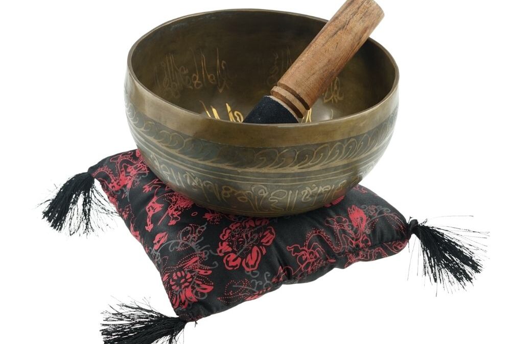 Bodhi Yoga Bodhi tibeti hangtál 16 cm, az Élet fája gravírozással, kézzel gyártott