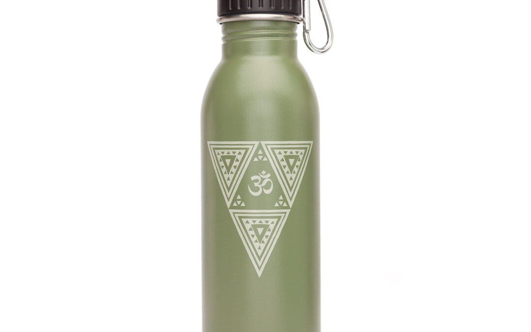 Bodhi Yoga Bodhi Bottle rozsdamentes acélüveg, szívószállal és mintávlal 700 ml 3 szín Szín: OM háromszög