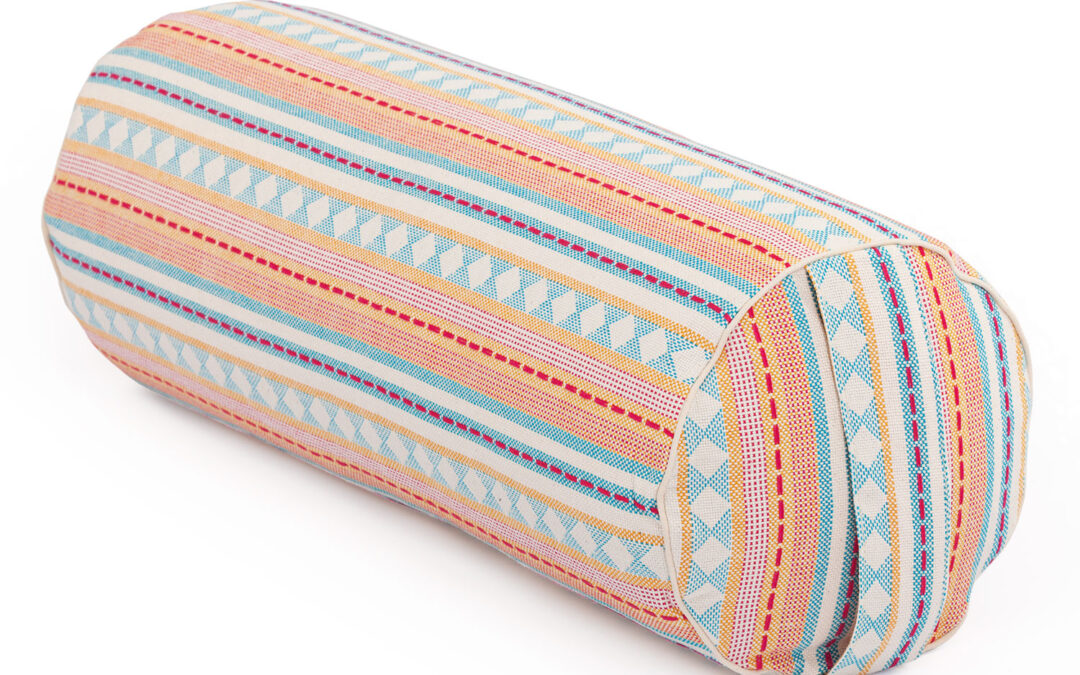 Bodhi Yoga Bodhi Bolster ETHNO kollekció, tönköly béléssel, 100% pamut 65 x 23 cm Szín: Sárgabarck