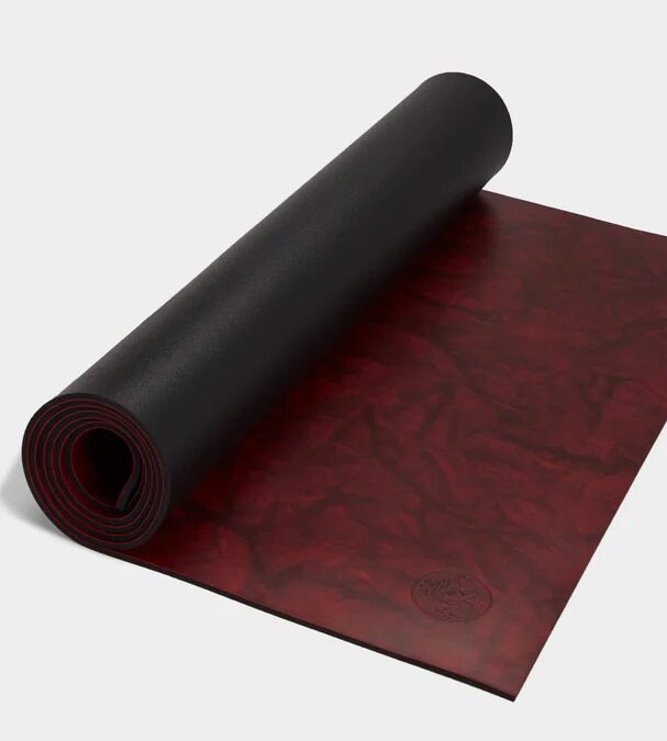 Manduka GRP® ADAPT YOGA MAT csúszásgátló PU felületű gumi jógaszőnyeg 180 x 66 cm x 5 mm Szín: Vulcan Marbled